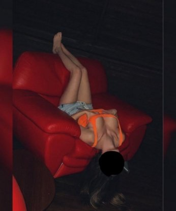 Анкета проститутки Снежана - город Мирный, 19 лет, №10175